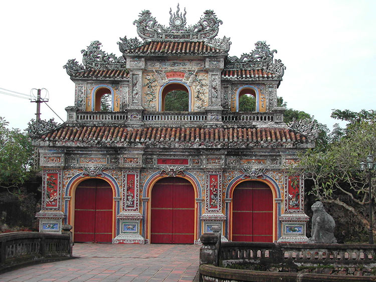 Puerta Chuong Duc - Hue