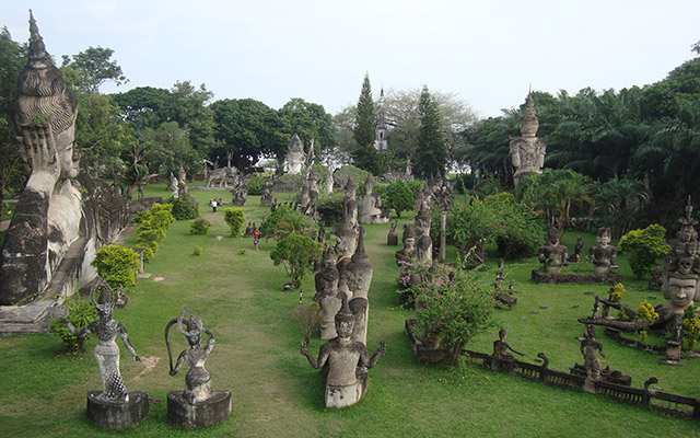 Buddha Park, la mayor extravagancia de Laos.