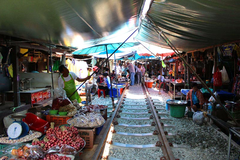 mercado de trem Bangkok