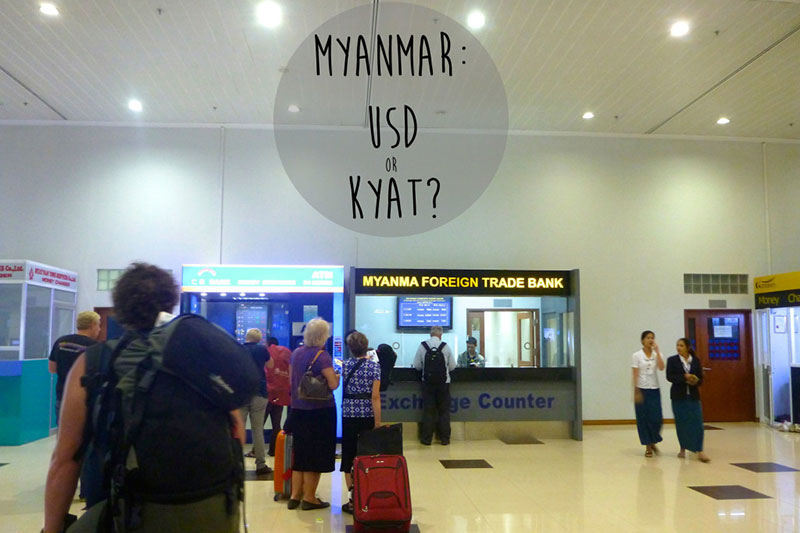 Un cambiador de dinero oficial en Myanmar Vacaciones