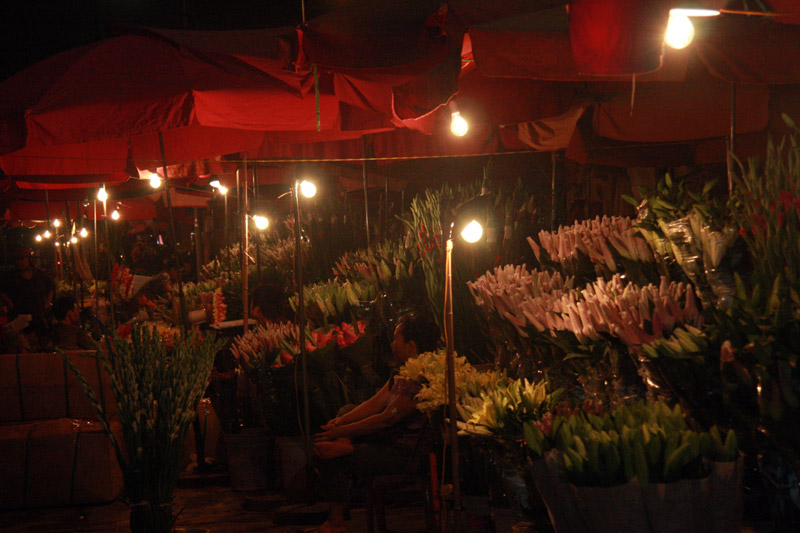 Como aproveitar a sua vida noturna em Hanói?