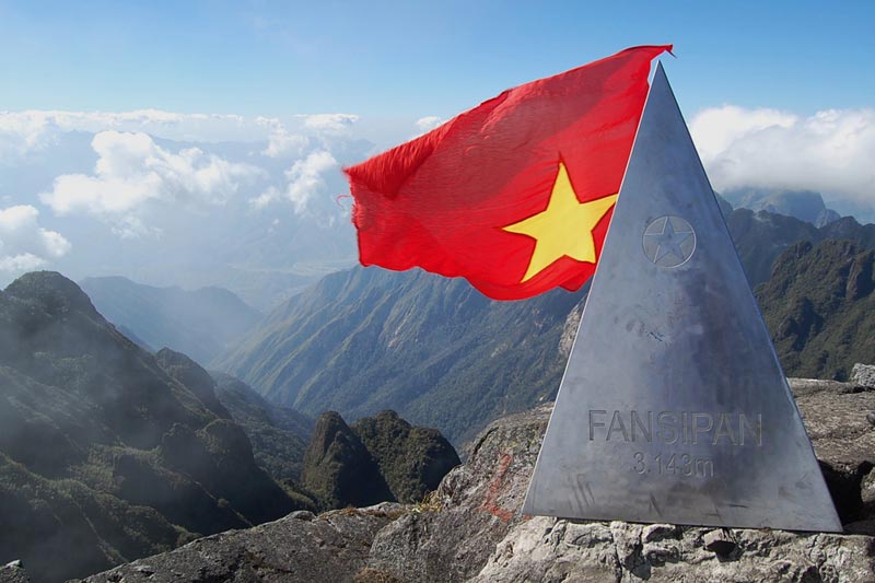 Fansipan-mountain-Sapa-vietnam-tours