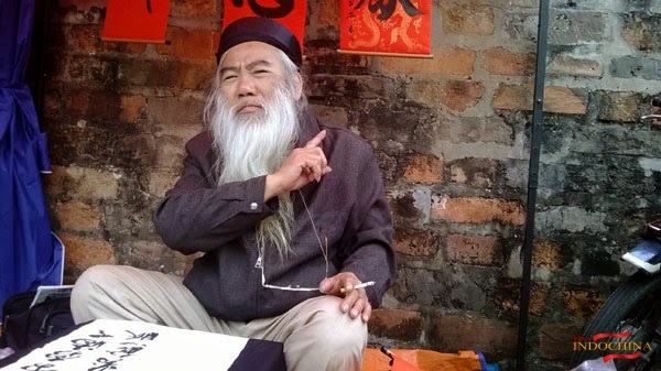 Abuelo en Hanoi, Vietnam Vacaciones