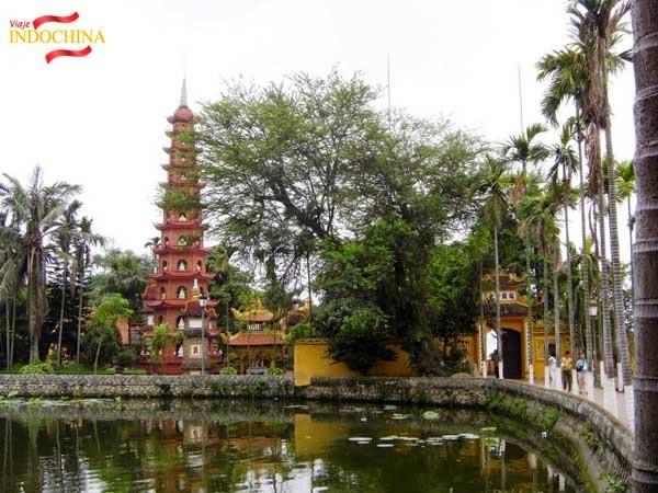 ad49 Pagoda de Tran Quoc