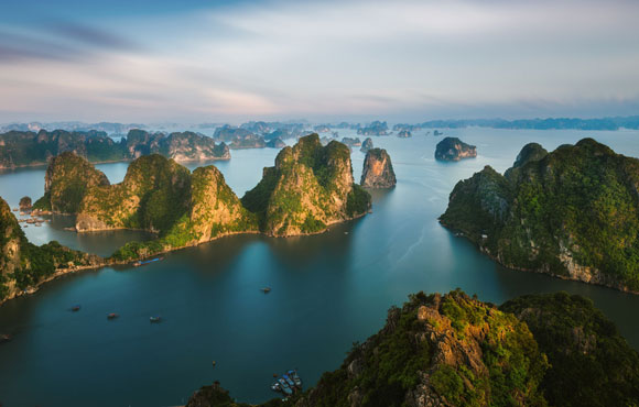 Bahía de Halong desde la isla Cat Ba