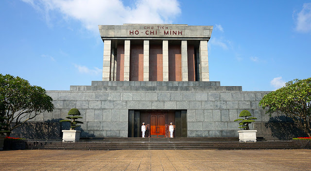 Mausoleo de Ho Chi Minh en Hanói Mausoleo de Ho Chi Minh en Hanói