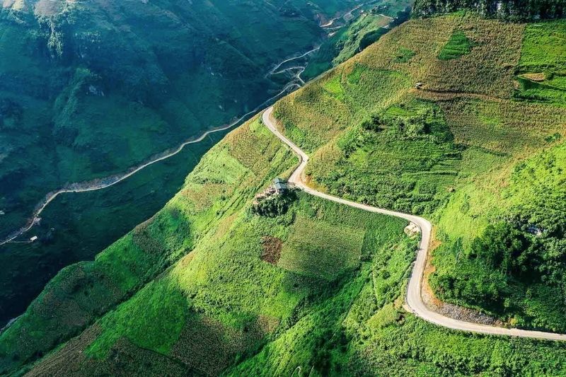 ma-pi-leng-vietnam-ha-giang-aventura-paisaje-montana-rio-nho-que