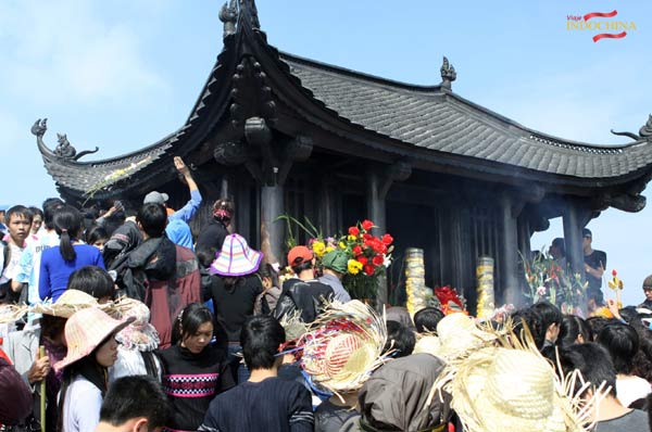 pagoda-yen-tu