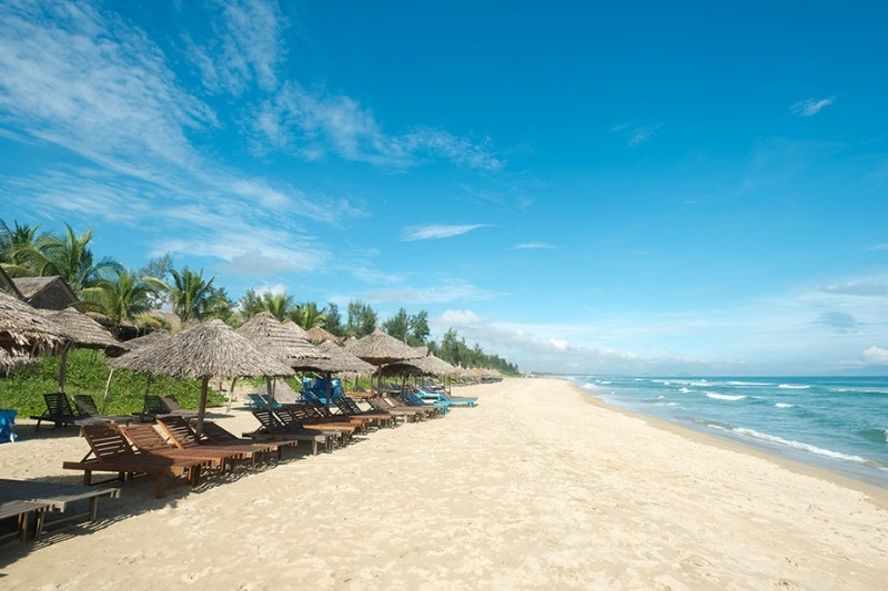 playa-tropical-an-bang-hoi-an-vietnam-relajacion-arena-blanca
