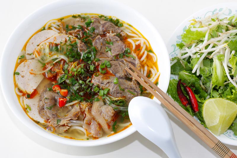 Sopa de fideos con carne de buey de Hue Viajes a Hue Comida