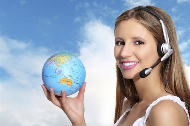 travel-agent-252812529-min