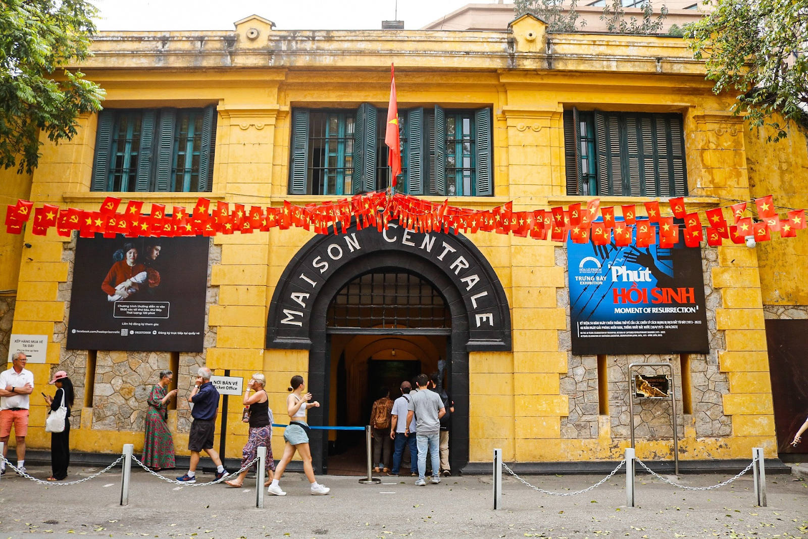 unnamed Experimentar tiempos de guerra en la prisión de Hoa Lo