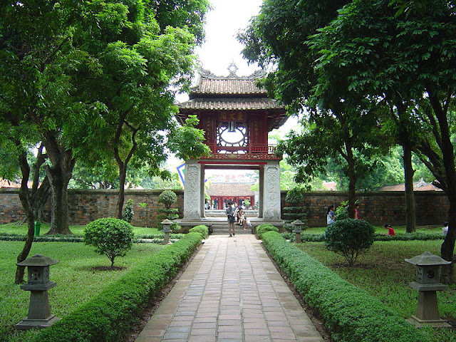 Templo Literatura Hanoi, Viajes Vietnam Templo Literatura Hanoi, Vacaciones Vietnam
