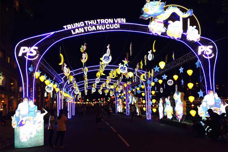 o Festival do Meio Outono na cidade de Ho Chi Minh o Festival do Meio Outono na cidade de Ho Chi Minh