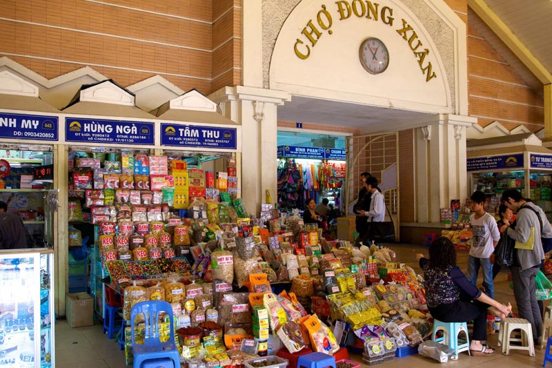 Mercado noturno de Dong Xuan, Hanói