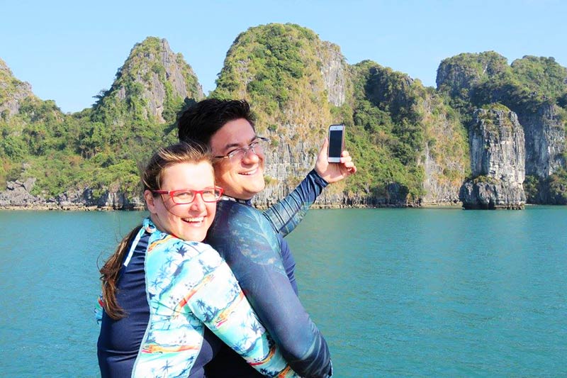Baía de Halong, Vietnã Baía de Halong, Vietnã