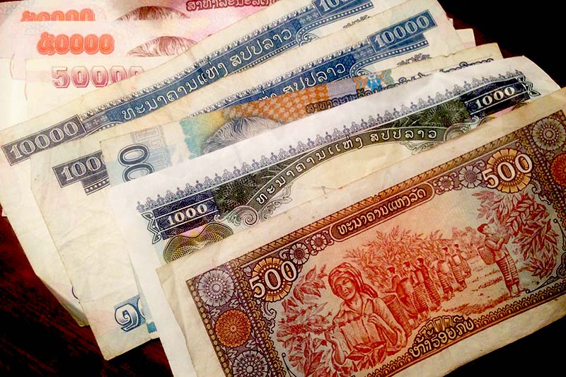 ¿Cuánto dinero necesito para viajar a Laos? Laos Dinero: KIP
