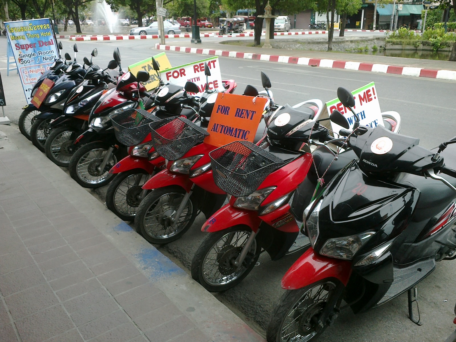 Golpe de roubo de motocicleta Golpe de roubo de motocicleta - Visitar Camboja