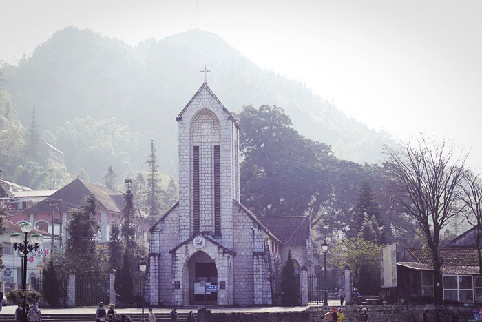 Igreja Santamente Católica Do Rosário – Sapa
