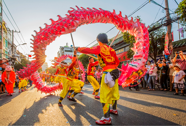 Dança de Dragão no Tet Viagem Vietnam