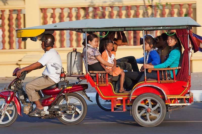 Tuk Tuk em Camboja Tuk Tuk em Camboja