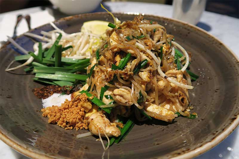 Pad Thai em Nara, Tailândia Pad Thai em Nara, Tailândia