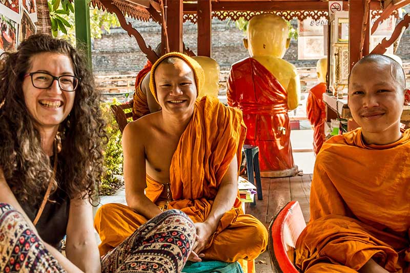 Bate-papo com Monges em Chiang Mai Bate-papo com Monges em Chiang Mai