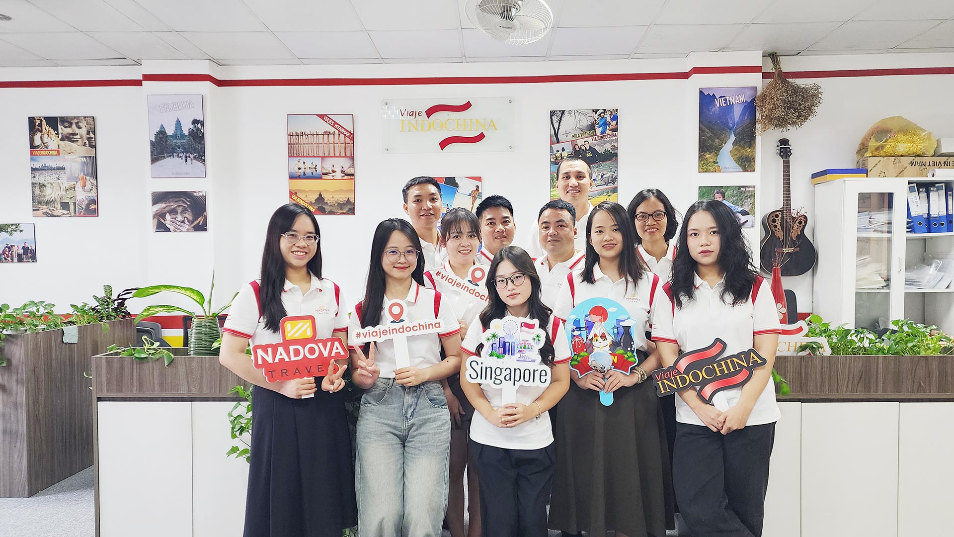 Viajeindochina Team