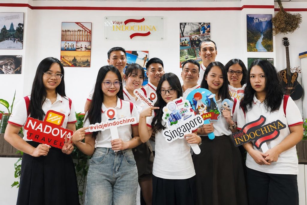 Viajeindochina Team - Hanoi Office