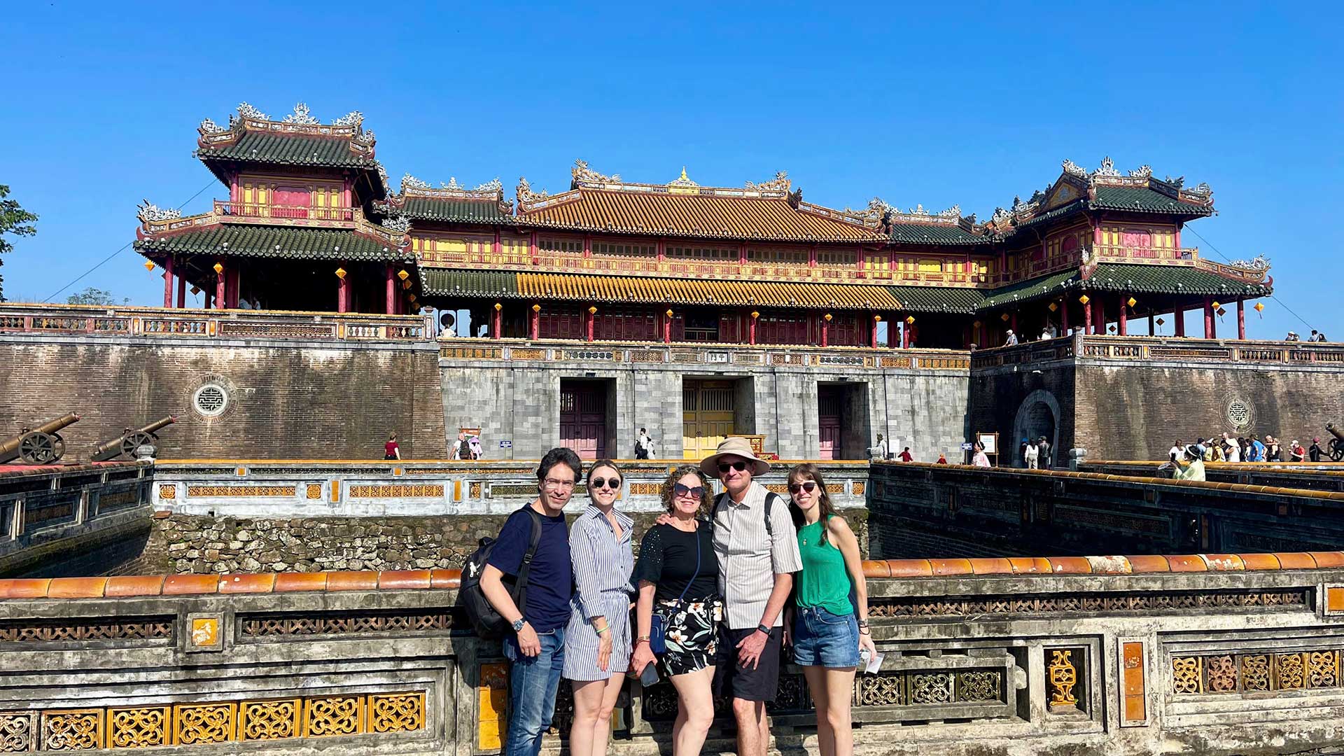 Traveller of Viajeindochina - avi578