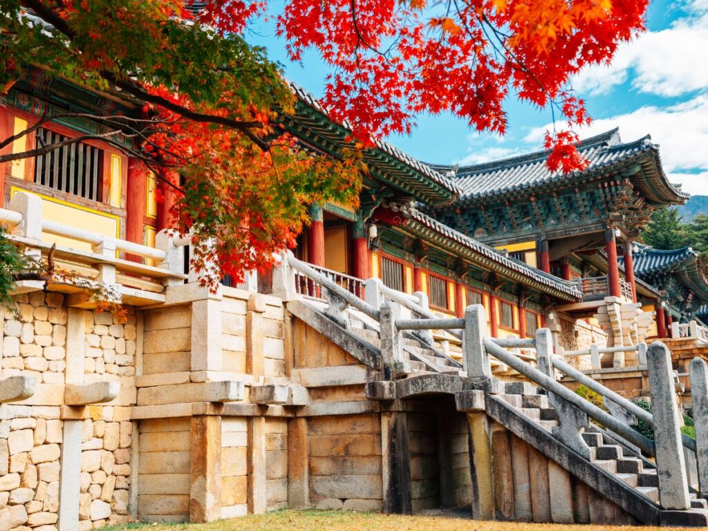 Gyeongju, la antigua capital del reino de Silla, y su templo Bulguksa