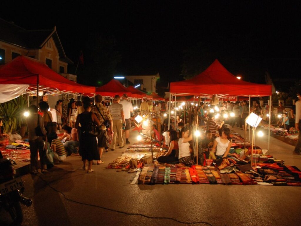O mercado noturno de Vientiane